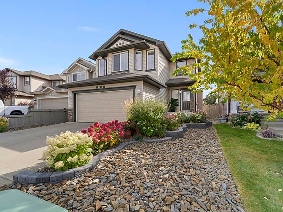 2nd image of 5915 6th Ave SW
