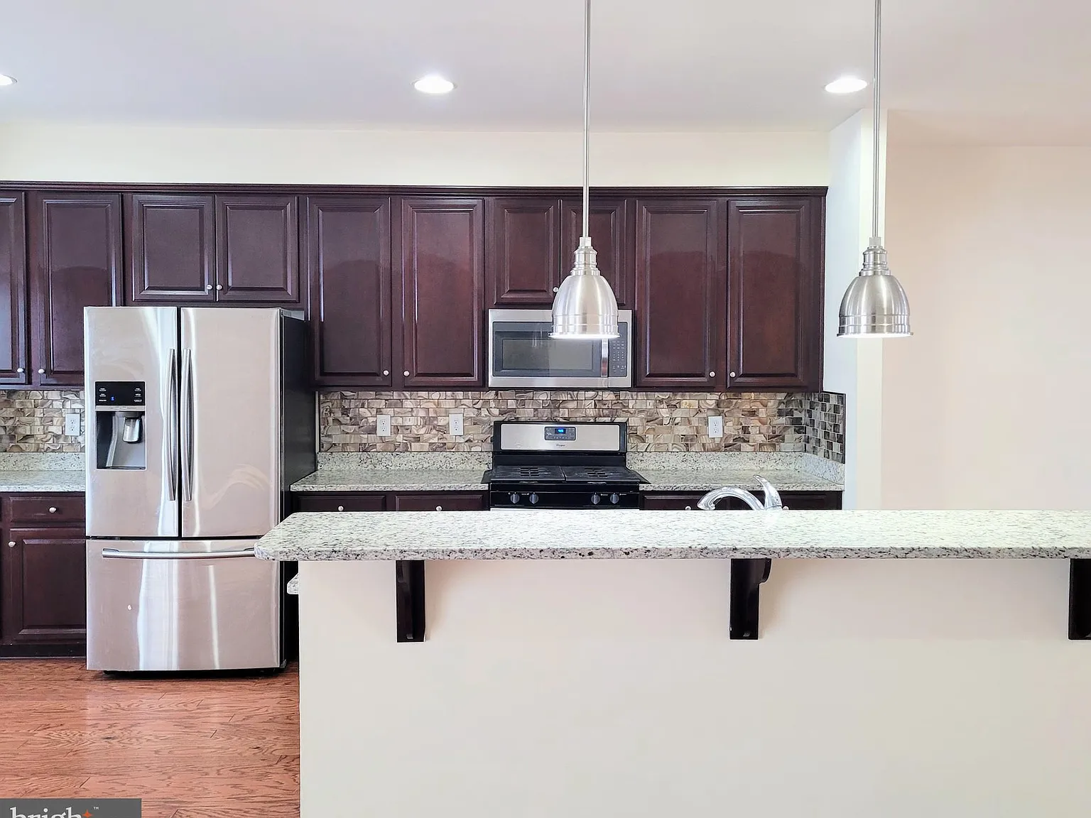 3 bed, 3.5 bath, 3049 sqft, $2,900 — Photo 4