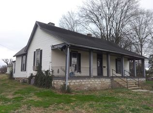 100 Davidson St W, Fayetteville, TN 37334