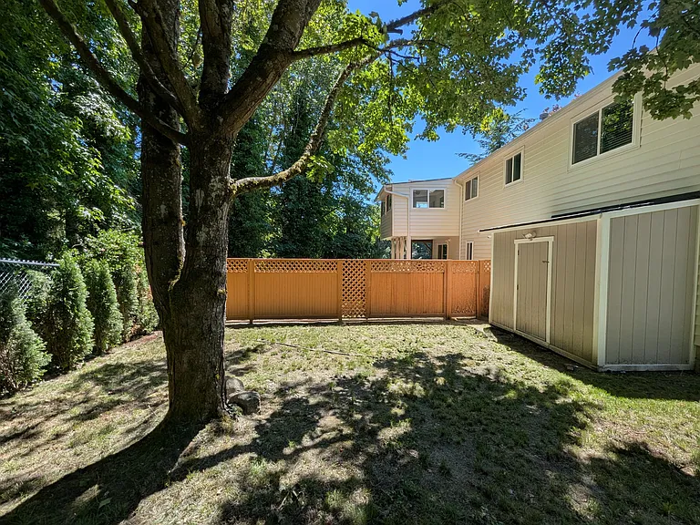 1107 NW Springer Way — Photo 42