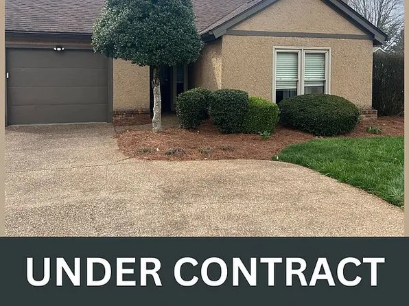 711 Steeplechase Way, Bowling Green, KY 42103