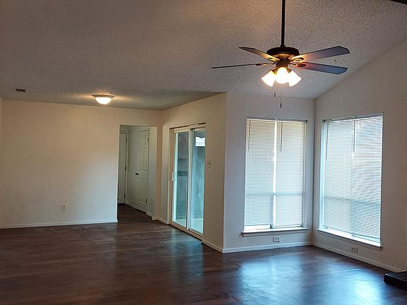 2nd image of 110B Cherie Ln