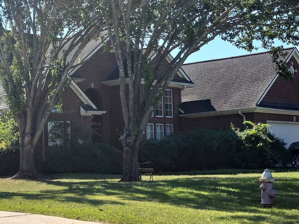 1st image of 3515 Van Ness Dr
