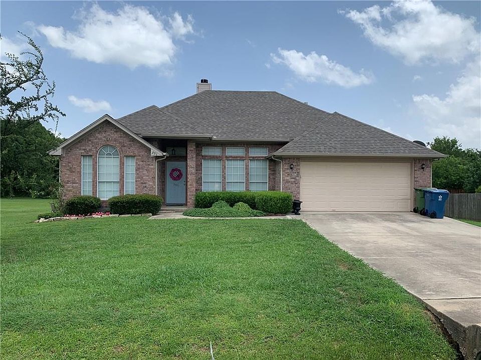 1st image of 701 Charyl Lynn Dr
