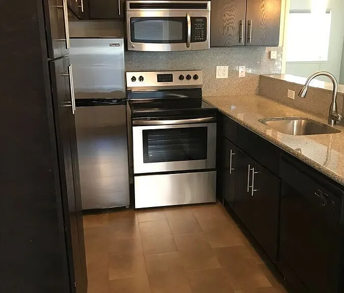 2828 College Ave — Photo 27