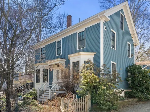 225 Lamartine St #B, Jamaica Plain, MA 02130