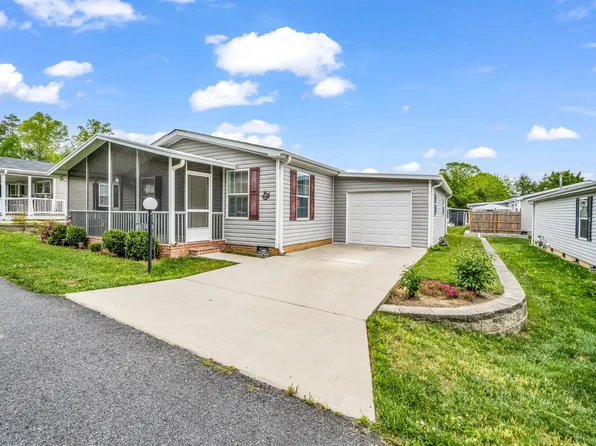 515 Dove Trl, Hendersonville, NC 28792