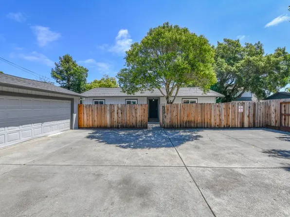 166 Almond Ave #168, Napa, CA 94558