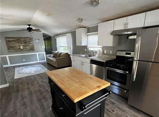 21 Catalpa Ct, Charlestown, RI 02813