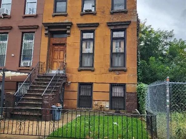 668 Lexington Ave, Brooklyn, NY 11221