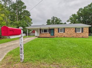 5705 Yellowstone Ct, Fayetteville, NC 28303