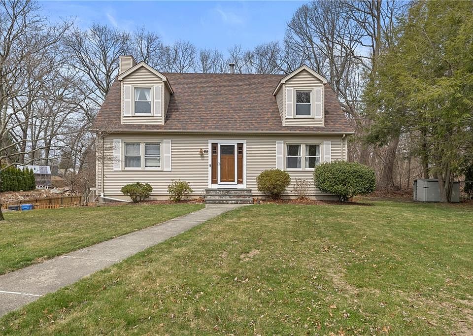 1st image of 65 Traymore St