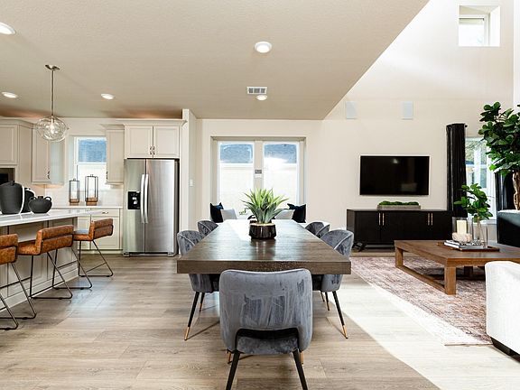 5th image of 2214 Grapewood Ln