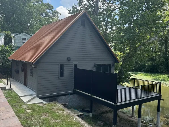 1835 E Vandalia Rd, Flat Rock, IN 47234