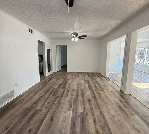 2nd image of 4309 53rd St #2