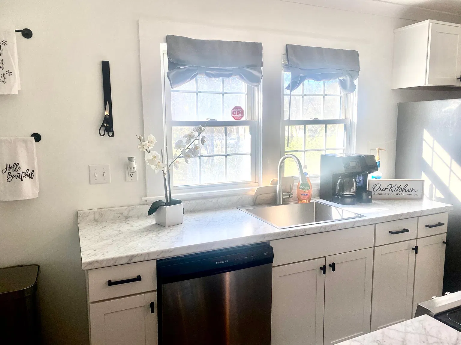 2055 S Point Rd — Photo 4