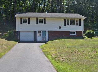 19 Kaine Dr, Albany, NY 12203