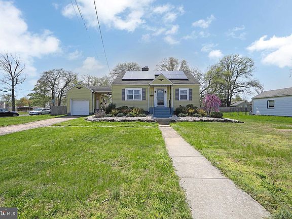 3rd image of 332 S Fellowship Rd