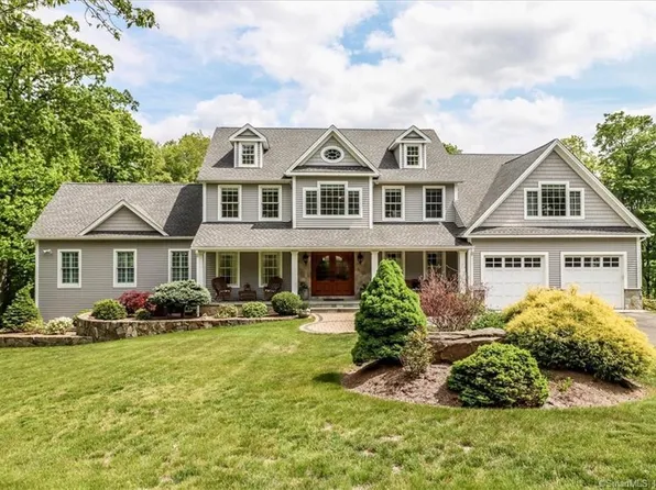 52 Silver Beech Road, Southbury, CT 06488