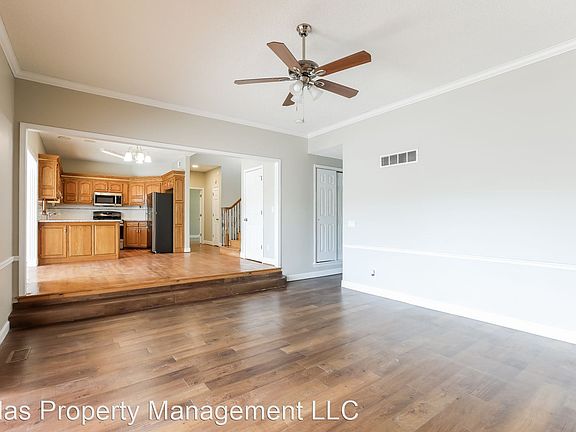 4th image of 5401 NE Sunshine Dr