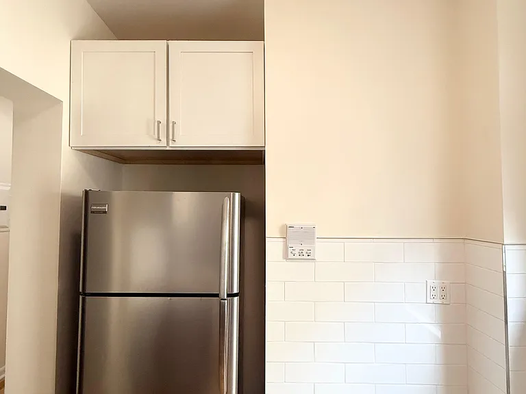 241 Central Park N #51 — Photo 11