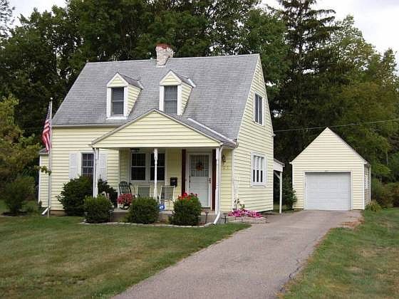 2nd image of 203 Buckeye St
