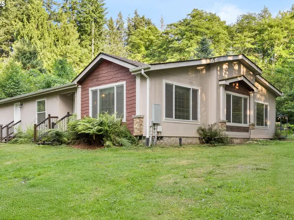 52120 E Cherryville Dr, Sandy, OR 97055