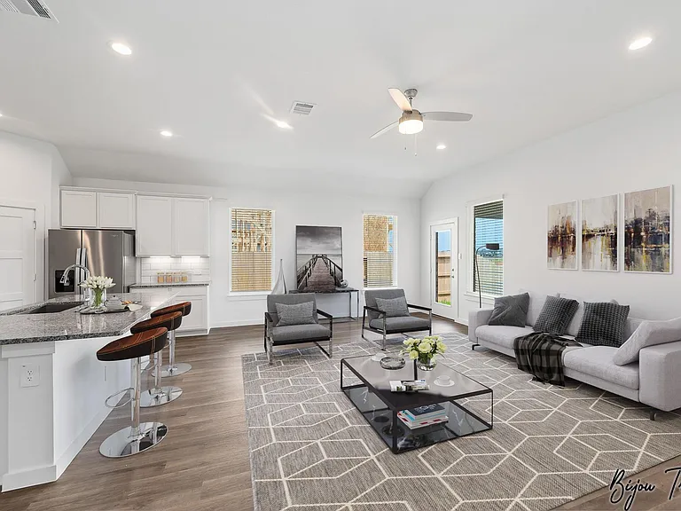 6127 Bella Breeze Dr — Photo 2