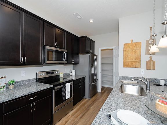 5th image of 1733 Braeburn Ct #219-A