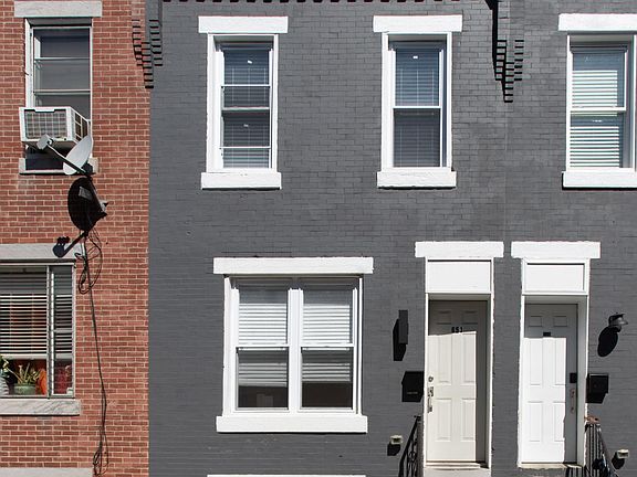 4th image of 653 E Wishart St #6