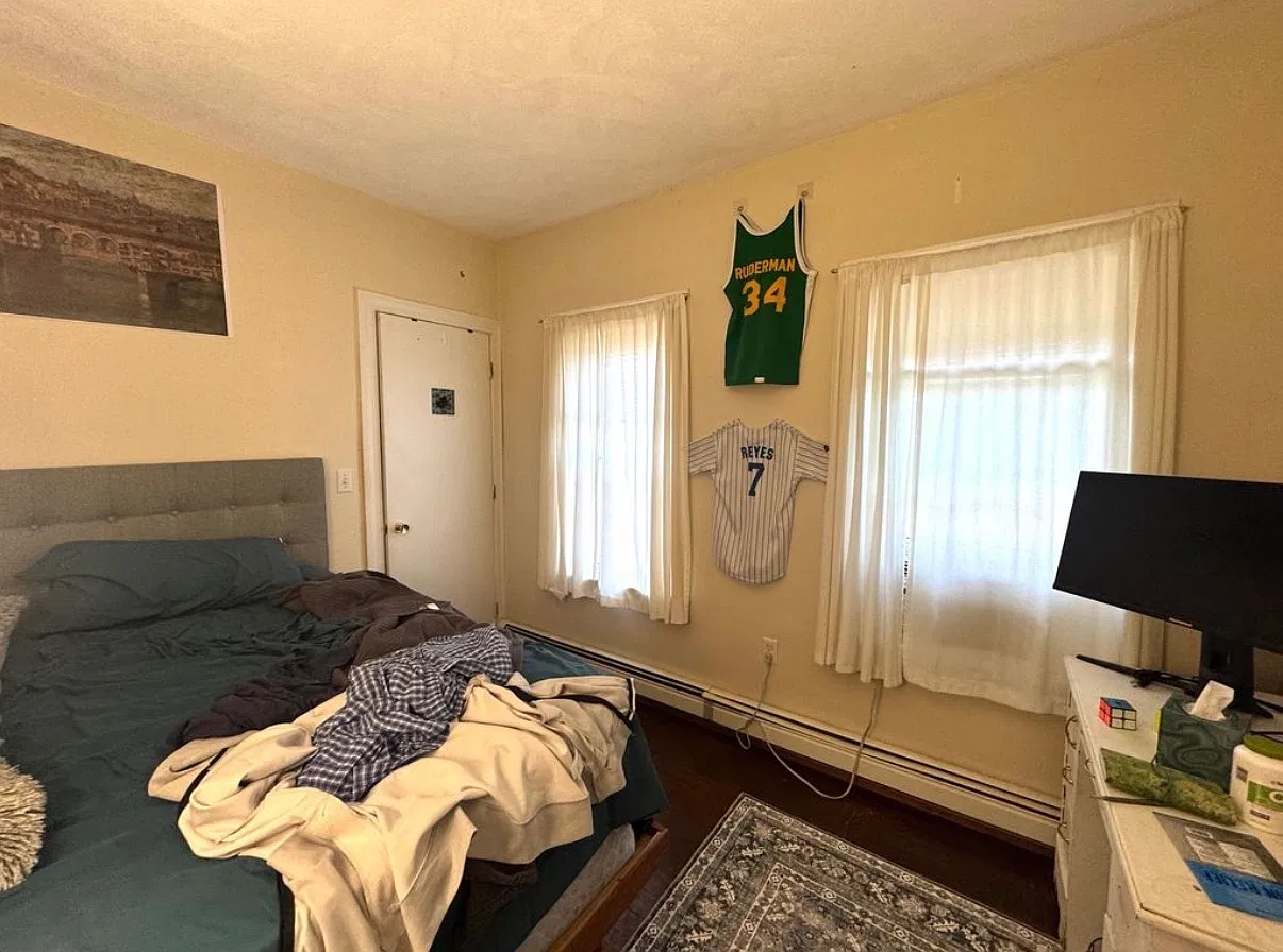 3 bed, $3,900 — Photo 3