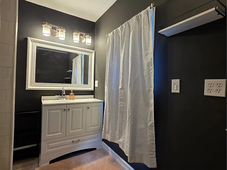 149 Adam St — Photo 13