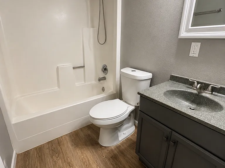 844 E Sunshine Dr #202 — Photo 8