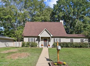 108 Willow Dr, Ridgeland, MS 39157