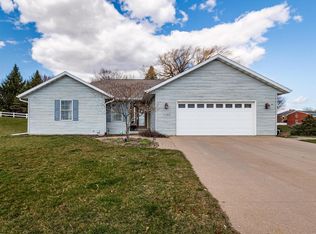 N1765 Elizabeth Way, La Crosse, WI 54601