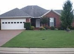 34 N Gettysburg Dr, Jackson, TN 38305