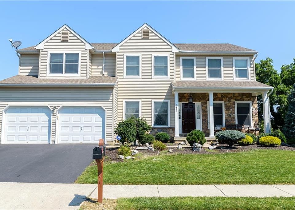 1st image of 185 Willow Dr