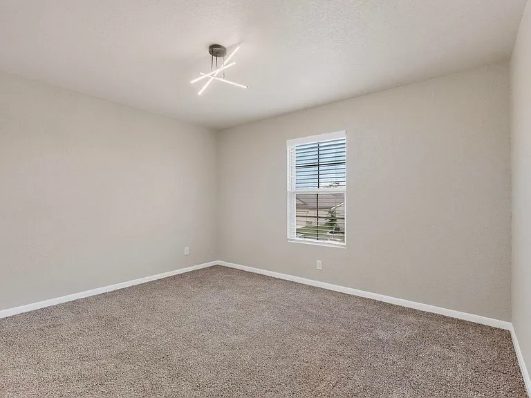 1141 Amber Lk — Photo 31