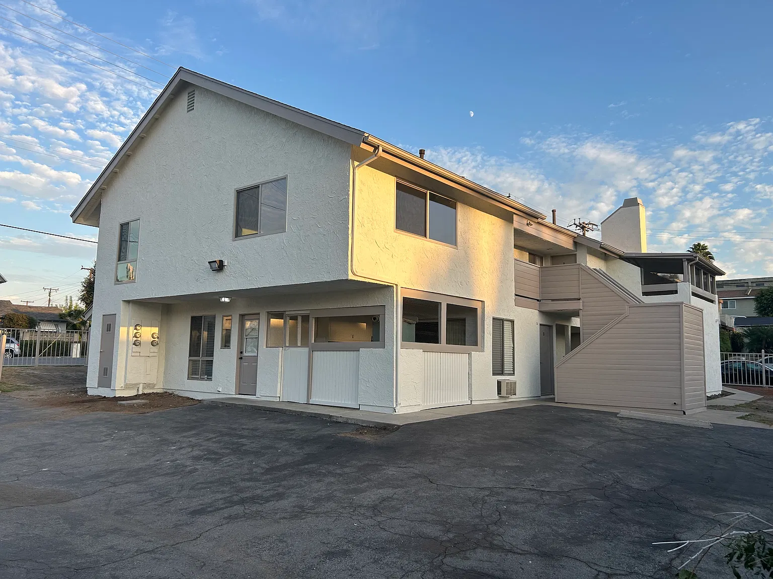 2 bed, 900 sqft, $2,750 — Photo 1