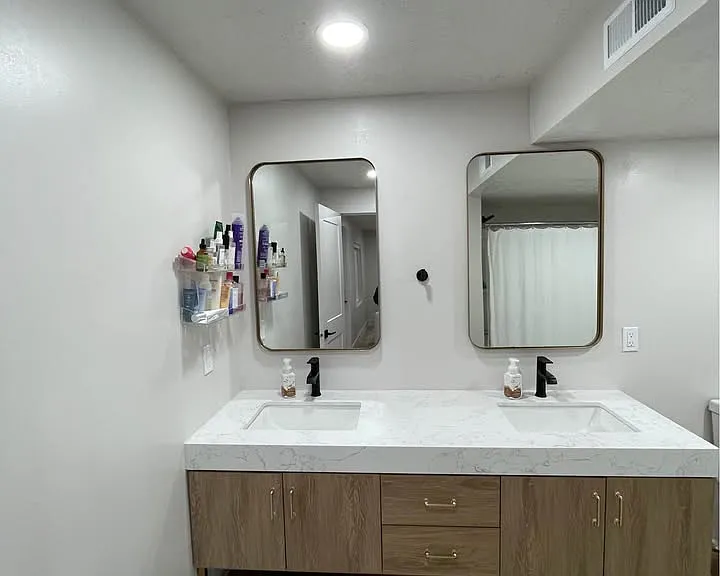 N 70 W — Photo 13