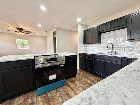 5th image of 1004 E 21st St