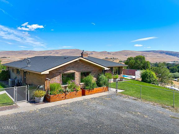 5th image of 261 Westridge Rd