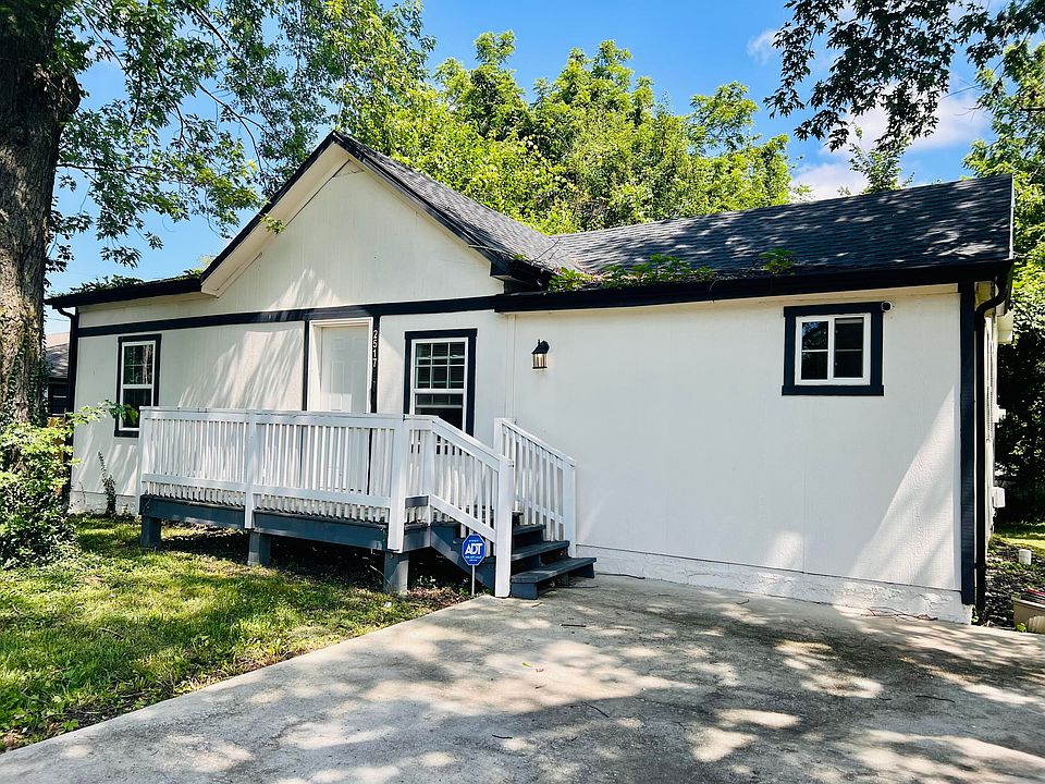 1st image of 2517 W Phelps Street
