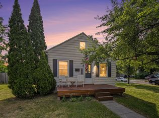 4540 Hyde Park Ave SW, Wyoming, MI 49548