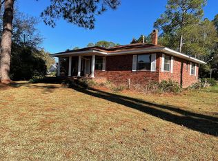 124 Silver Lake Cir, Sylvester, GA 31791
