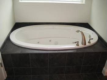 3rd image of 148 NE Porto Way