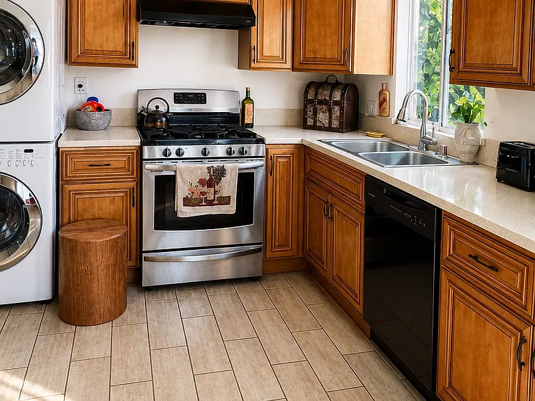2852 Rosanna St #3 — Photo 4