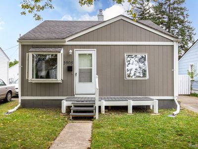 3908 20th St, Wyandotte, MI, 48192