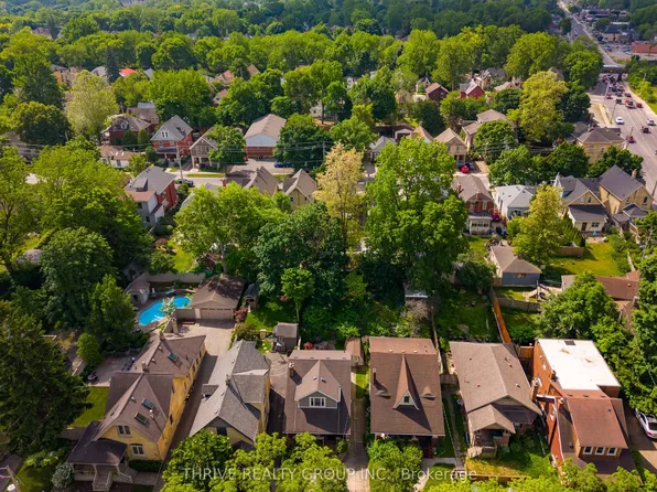 39 The Ridgeway St, London, ON N6C 1A2