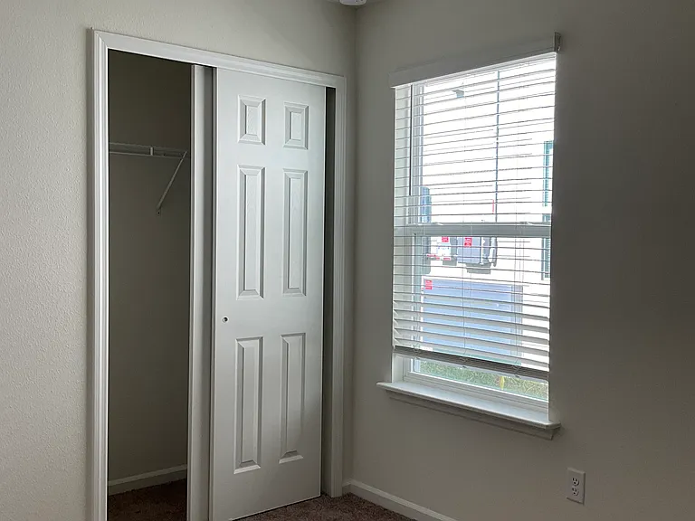 128 Peace River Rd — Photo 14